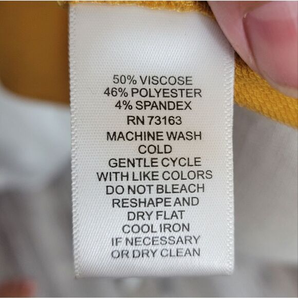 Cable and gauge front knot blouse - Picture 8 of 9